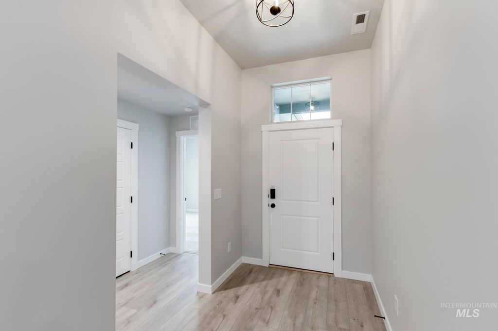 Photo of 5197 E Open Canyon Dr, Nampa, ID 83687 (MLS # 98987158)