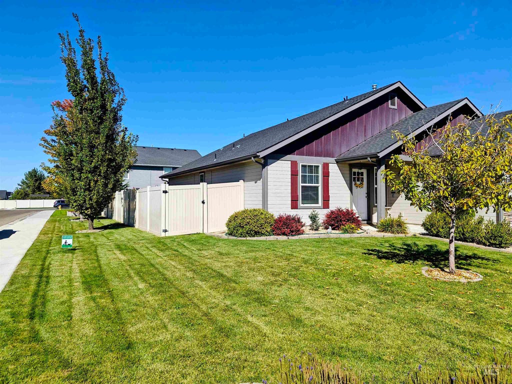 Photo of 11180 W Aquila St, Nampa, ID 83651 (MLS # 99001580)