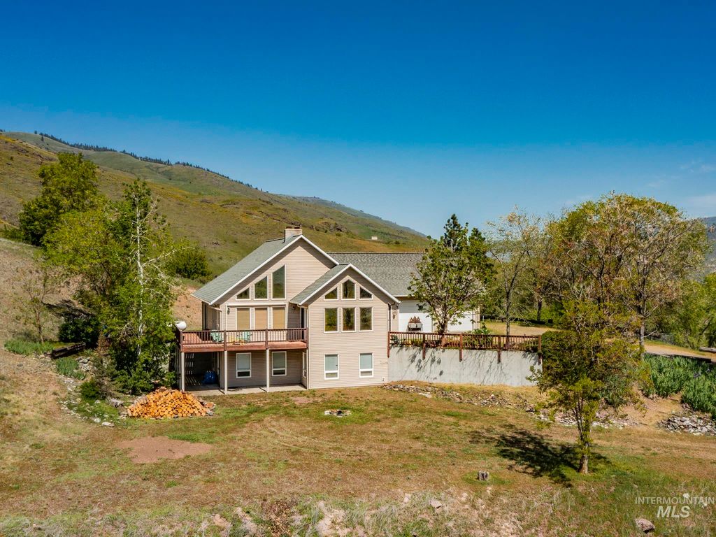 Photo of 160 Buckhorn Road, White Bird, ID 83554 (MLS # 98983803)