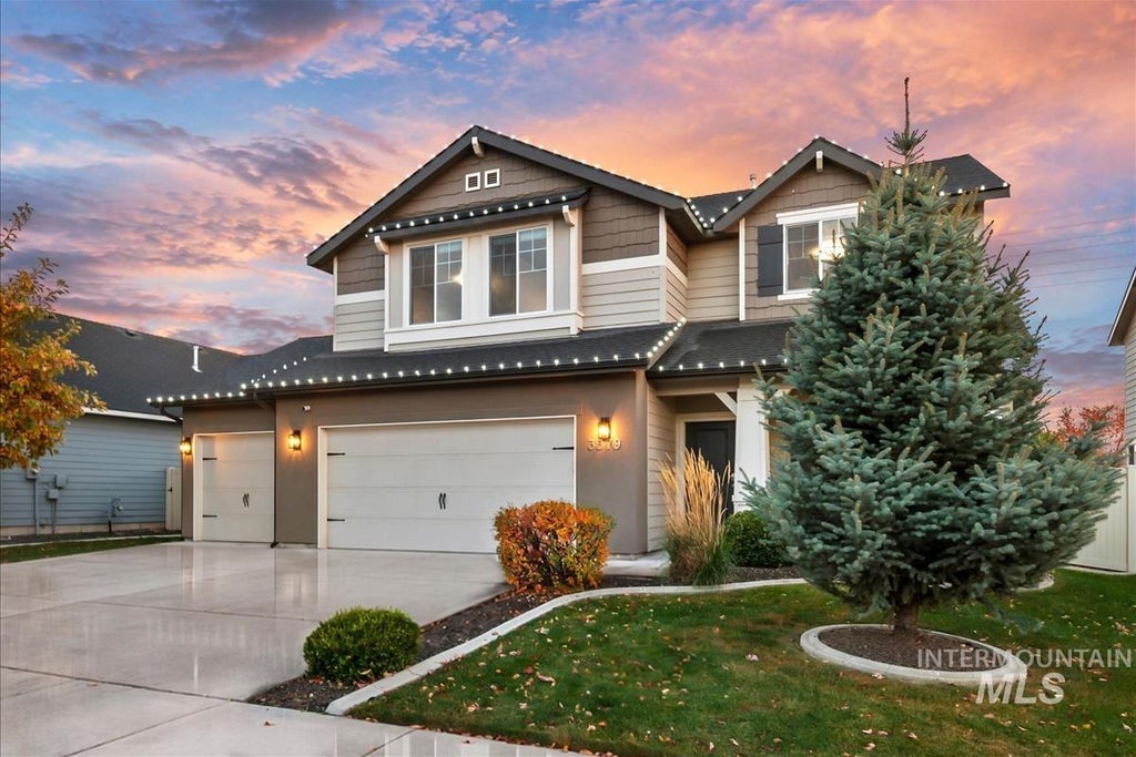 Photo of 3379 E Grayson St, Meridian, ID 83642 (MLS # 99005097)