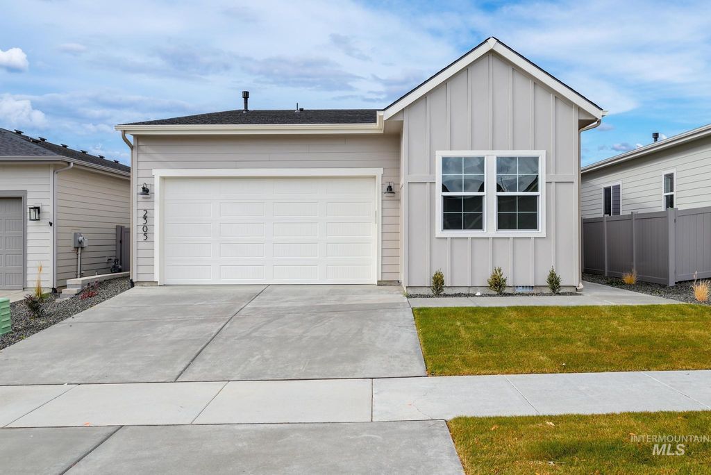 Photo of 8519 W Chamblee St, Star, ID 83669 (MLS # 98978956)