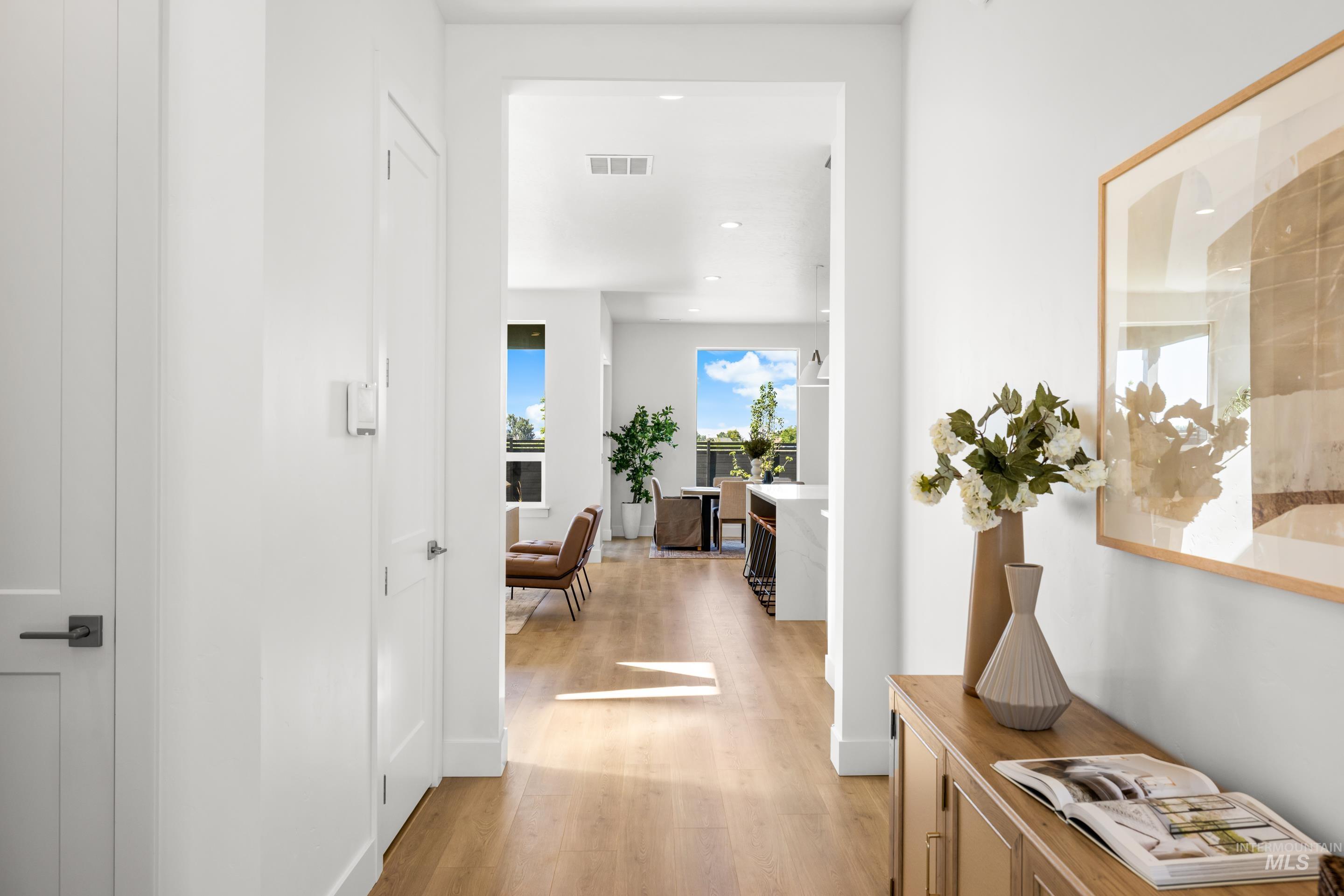 7649 W Whisper Ridge Dr