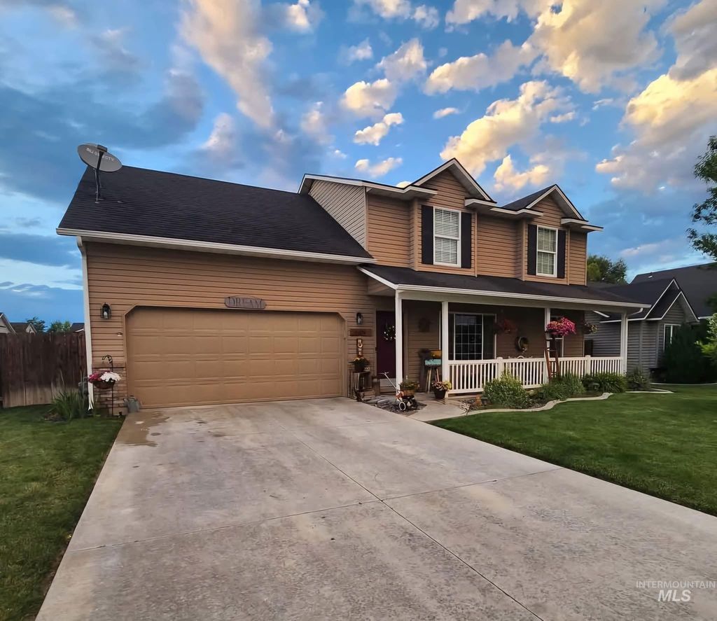 Photo of 11652 Quincy St, Caldwell, ID 83605 (MLS # 98976818)