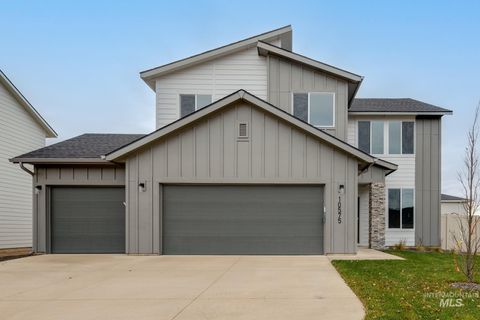 Photo of 10575 W Teratai St, Star, ID 83669 (MLS # 98967098)