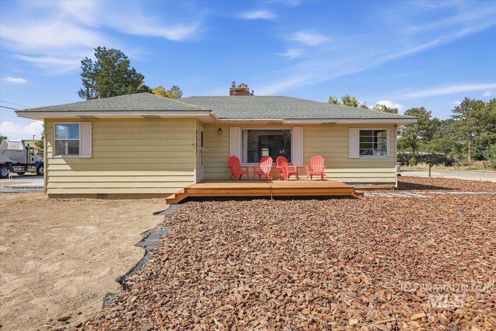 Photo of 8107 W King St, Boise, ID 83704 (MLS # 99000849)