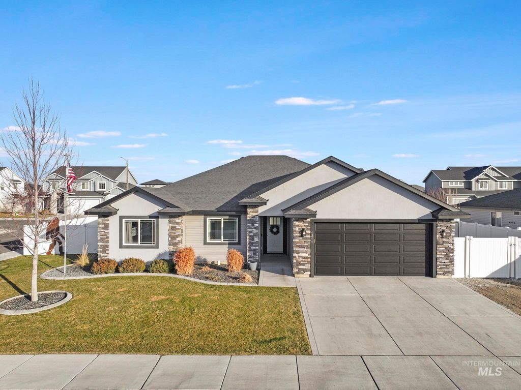 Photo of 2396 Village St, Twin Falls, ID 83301 (MLS # 98971743)