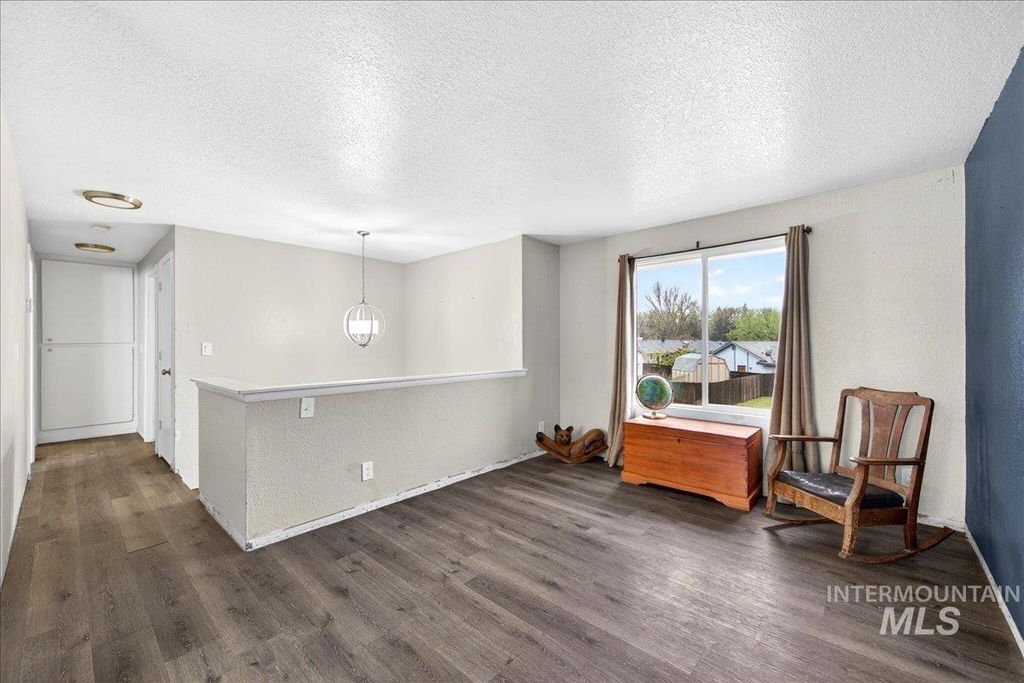 Photo of 580 Easy St, Kuna, ID 83634 (MLS # 98982151)