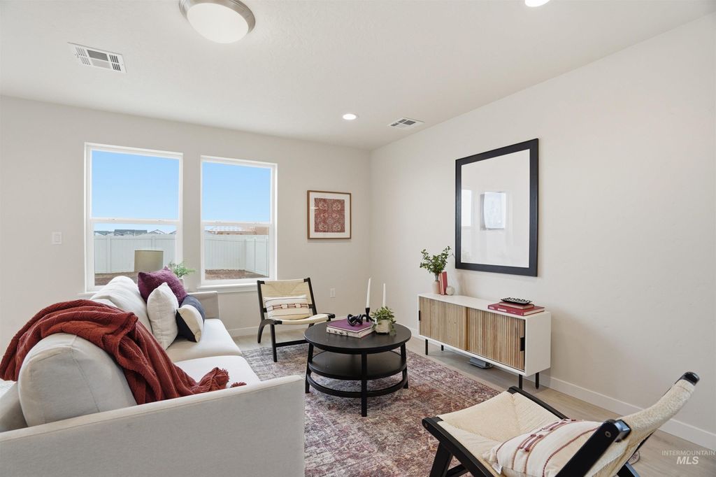 Photo of 17549 Moon Ridge Pl, Nampa, ID 83687 (MLS # 98976516)