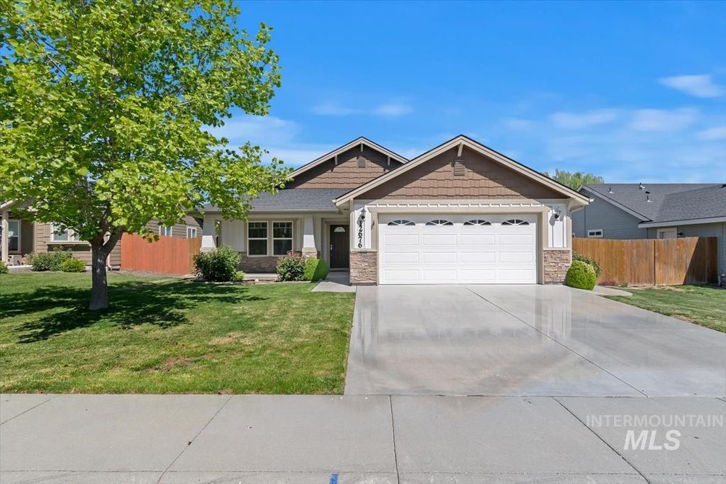 Photo of 12676 Amber Sky Dr, Caldwell, ID 83607 (MLS # 98985110)