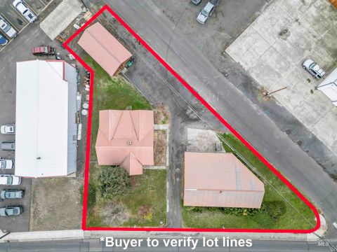 Photo of 557 Thain Rd, Lewiston, ID 83501 (MLS # 98964163)