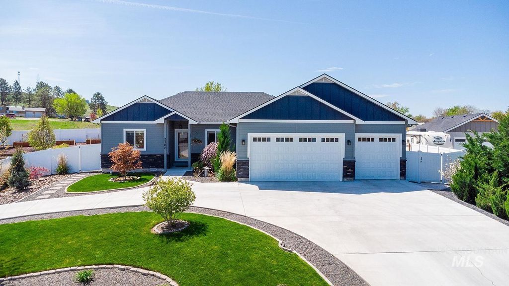 Photo of 2380 Vista Ave, Payette, ID 83661 (MLS # 98983445)