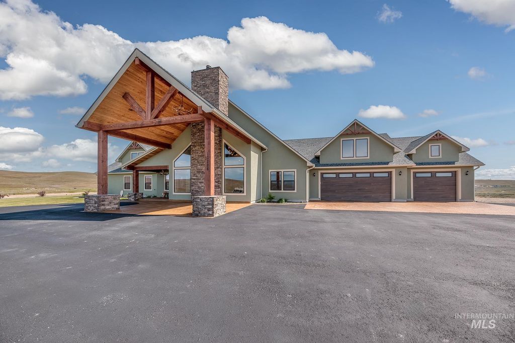 Photo of 10228 Payette Heights Rd, Payette, ID 83661 (MLS # 98984390)