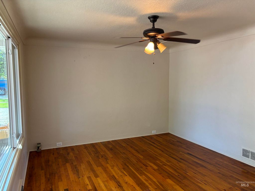 Photo of 5116 W Morris Hill Rd, Boise, ID 83706 (MLS # 98985085)