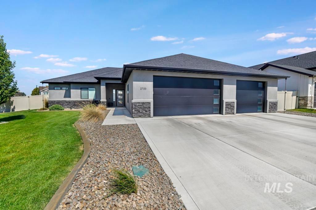 Photo of 2733 Sunray Loop, Twin Falls, ID 83301 (MLS # 98983069)