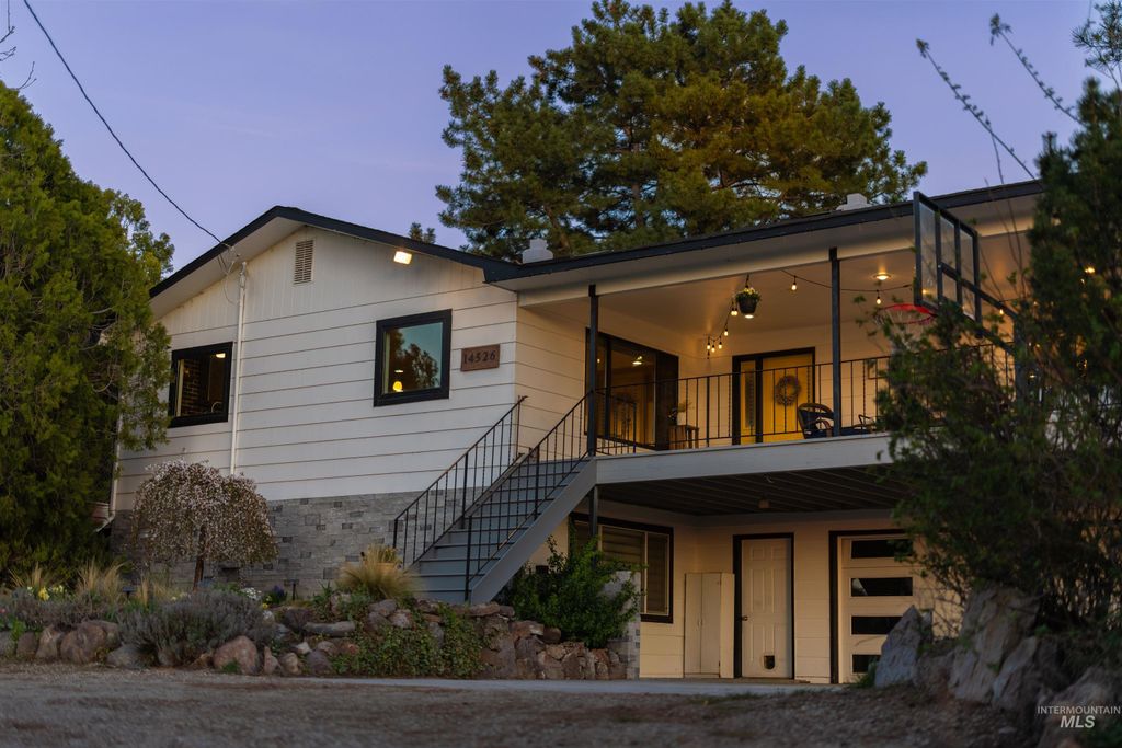 Photo of 14526 Perfection Lane, Caldwell, ID 83607 (MLS # 98984170)