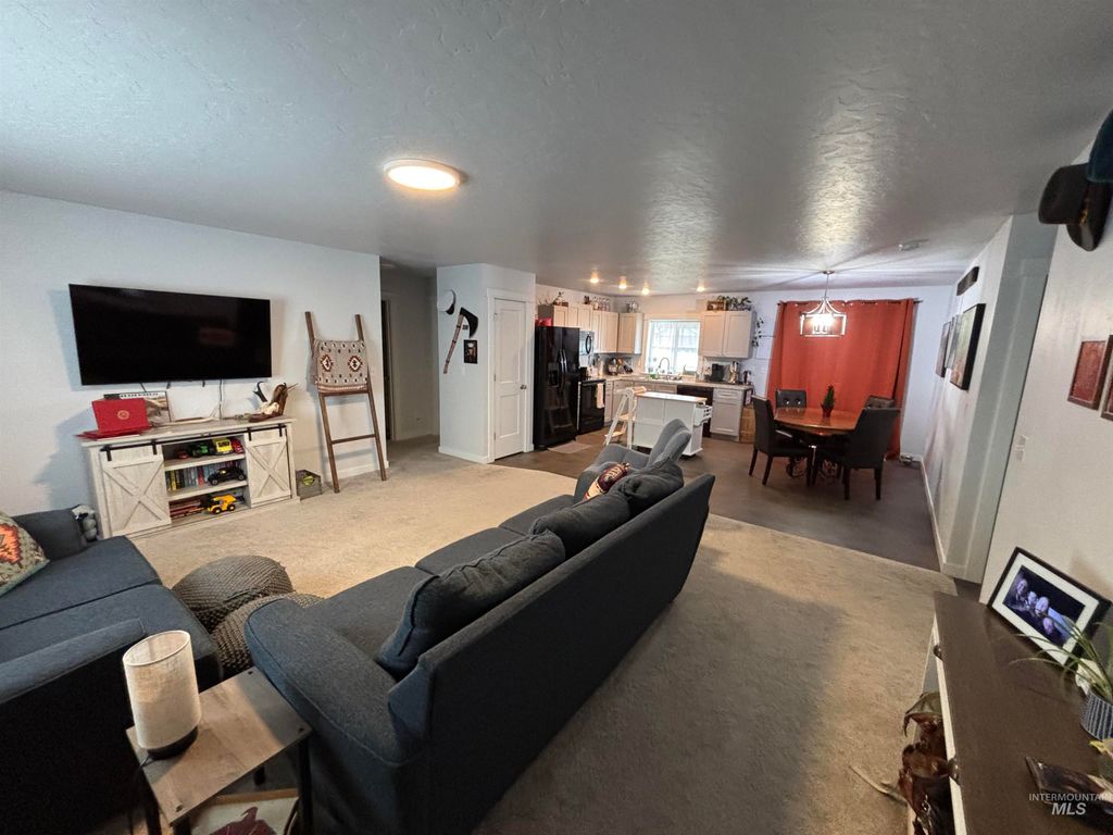 Photo of 1571 Regency Way, Emmett, ID 83617 (MLS # 98971395)