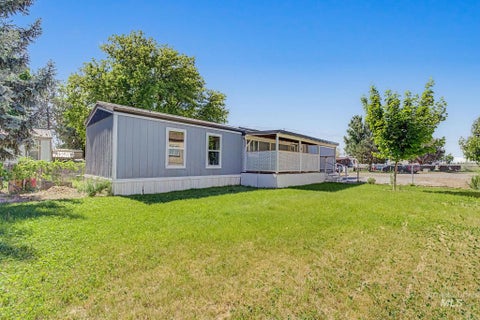 Photo of 1220 N 4th St #33, Parma, ID 83660 (MLS # 98986751)