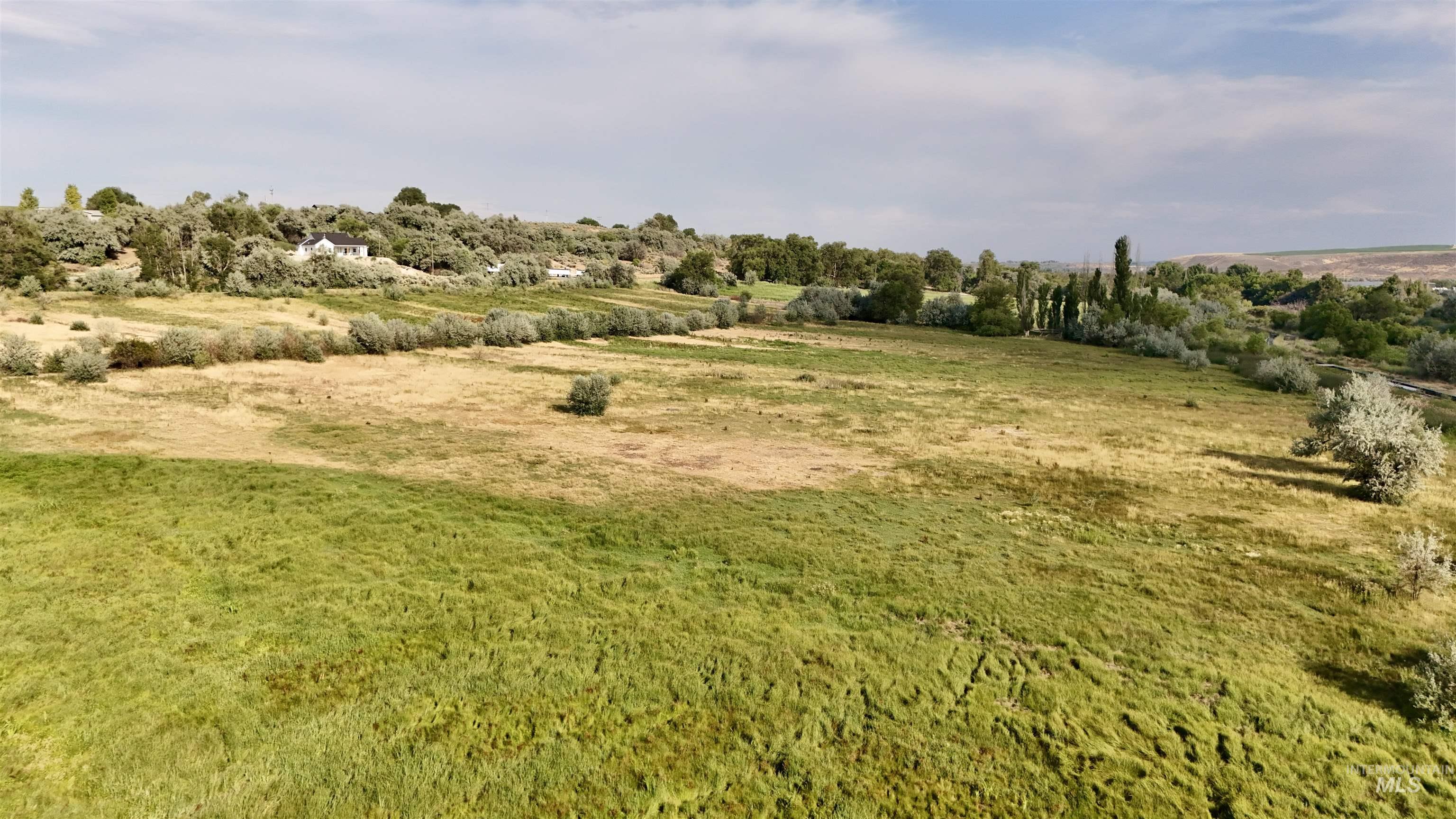 View of local wilderness with rural landscape