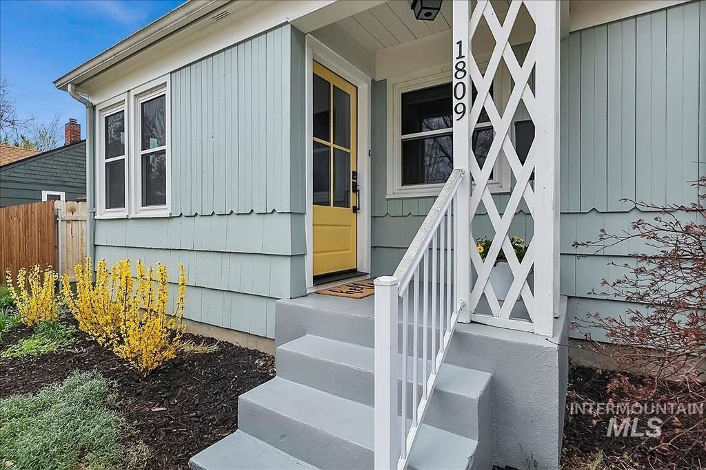 Photo of 1809 N 18th Street, Boise, ID 83702 (MLS # 98979588)