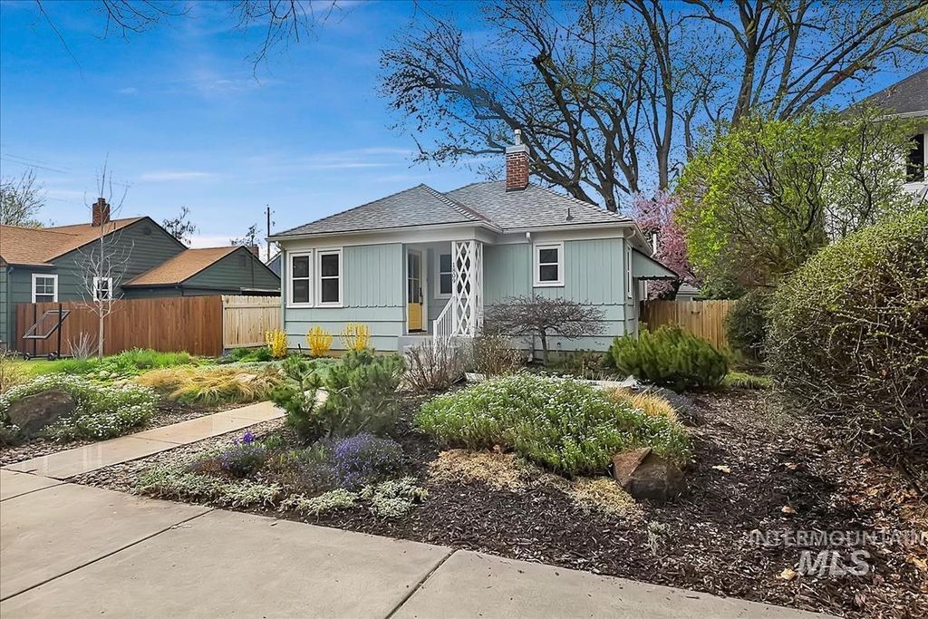 Photo of 1809 N 18th Street, Boise, ID 83702 (MLS # 98979588)