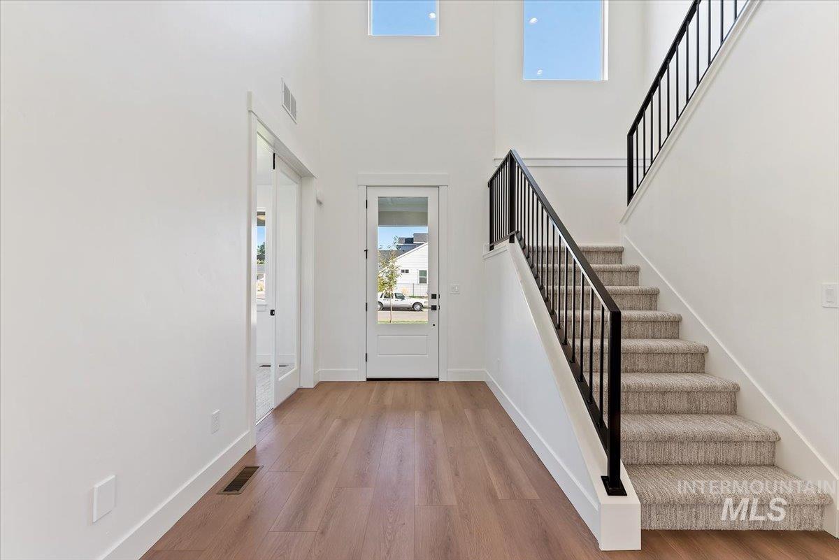 468 N Plainfield Ave