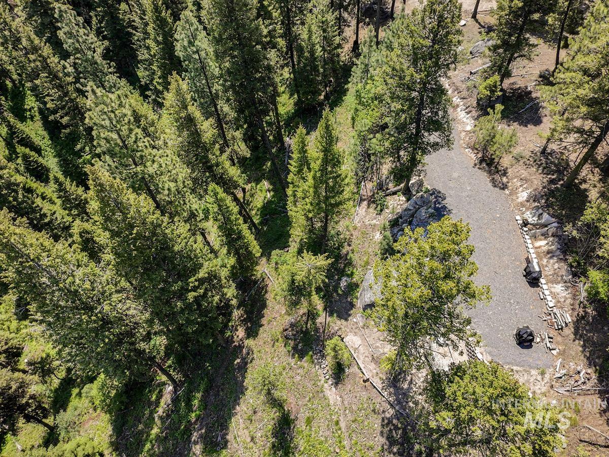 1562 Crown Point Parkway