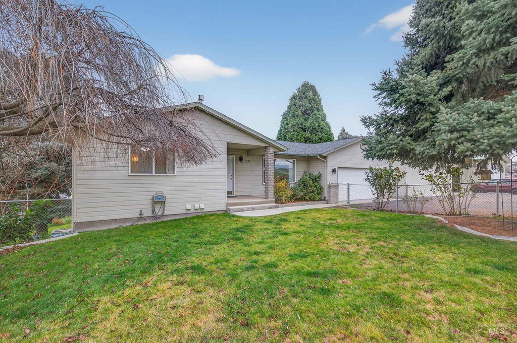 Photo of 1373 Toby Ln, Clarkston, WA 99403 (MLS # 98969775)