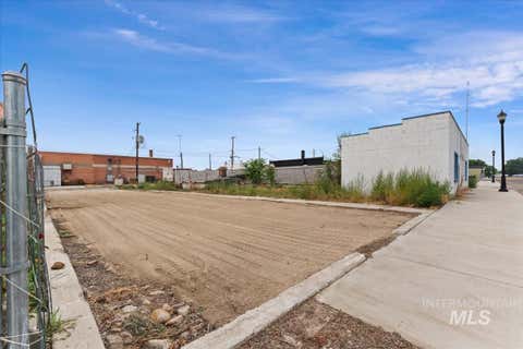 Photo of 18 E Owyhee Ave, Homedale, ID 83628 (MLS # 98995209)