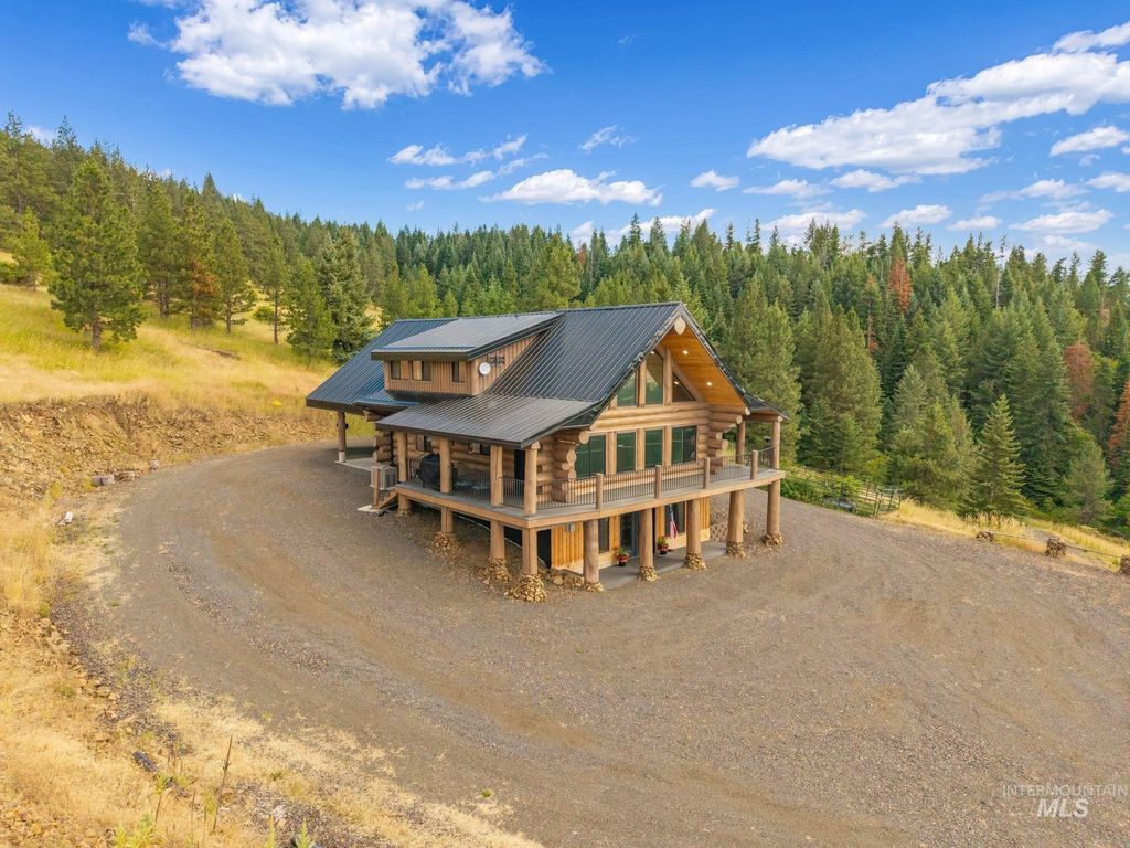 Photo of 2625 White Bird Hill Road, Grangeville, ID 83530 (MLS # 98992711)