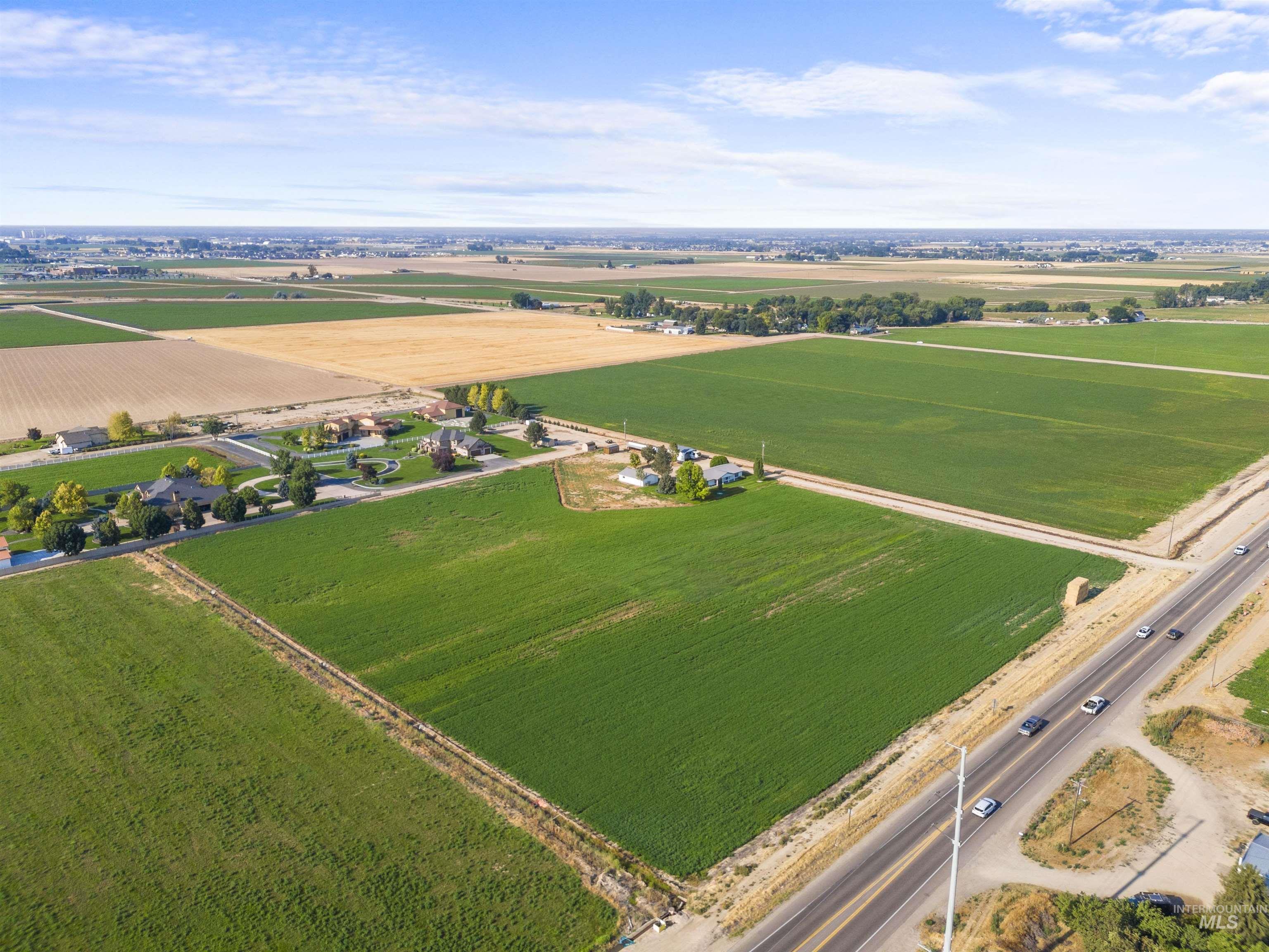 8231 Highway 20/26