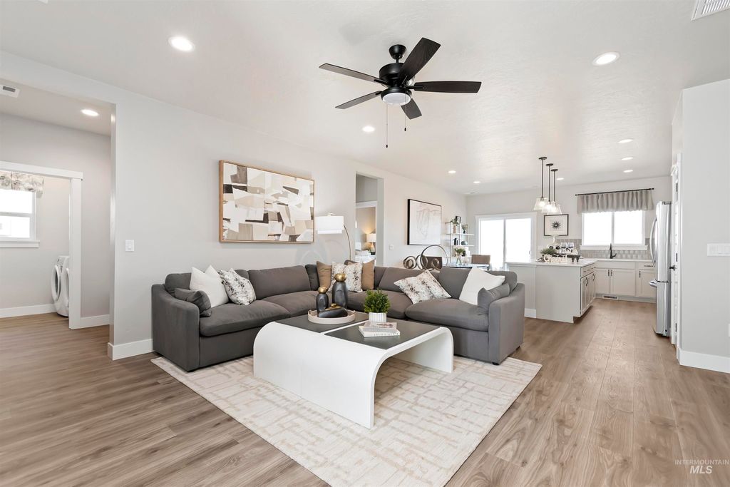 Photo of 7622 E Meriwether Dr, Nampa, ID 83687 (MLS # 98976644)