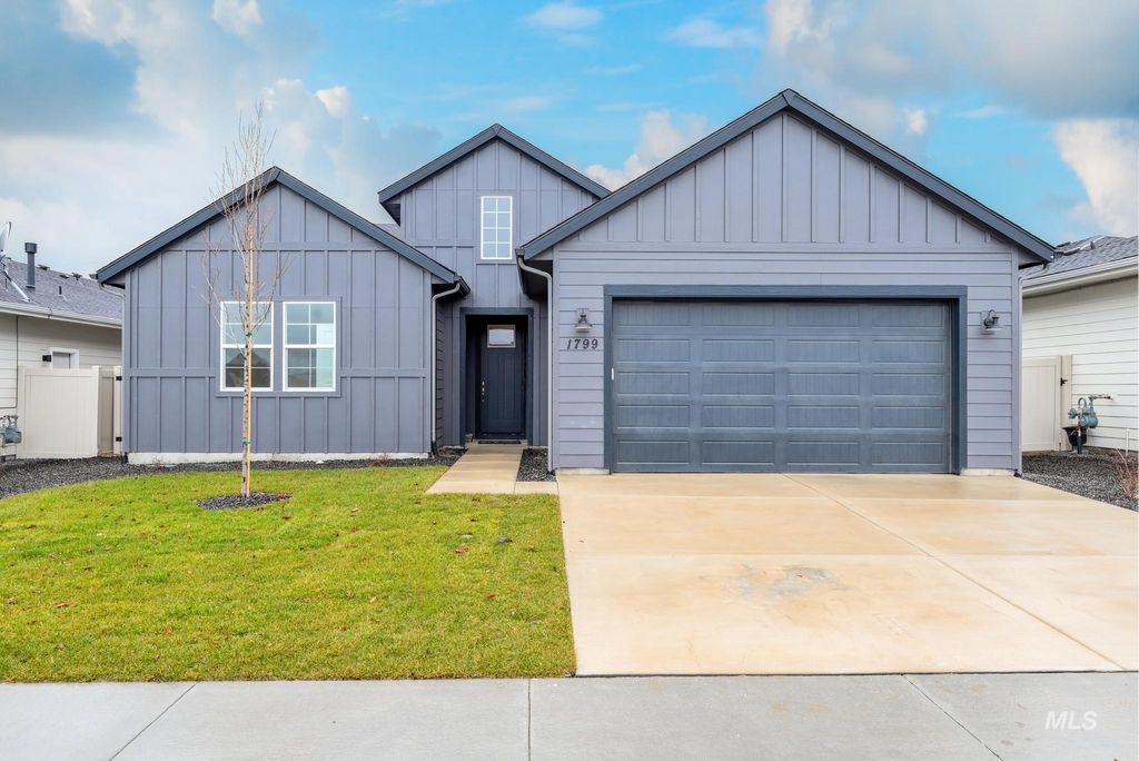 Photo of 8412 S Wavecrest Ave, Kuna, ID 83634 (MLS # 98983638)