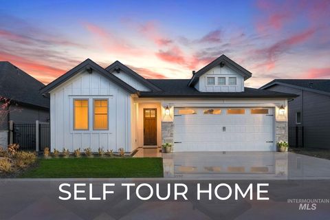 Photo of 2520 E Galleon Ln, Meridian, ID 83642 (MLS # 98967858)