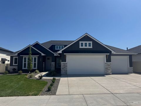 857 W Tall Prairie Dr Meridian ID 83642