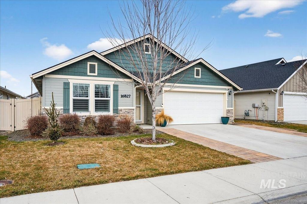 Photo of 16827 N Cornwallis Way, Nampa, ID 83687 (MLS # 98972905)