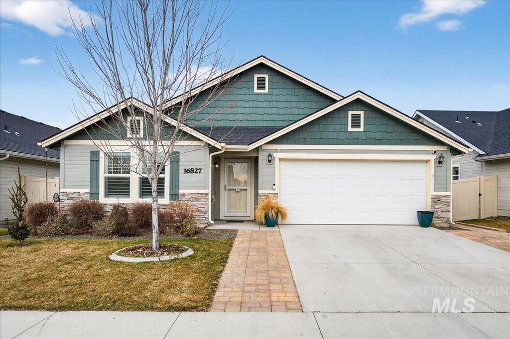 Photo of 16827 N Cornwallis Way, Nampa, ID 83687 (MLS # 98972905)