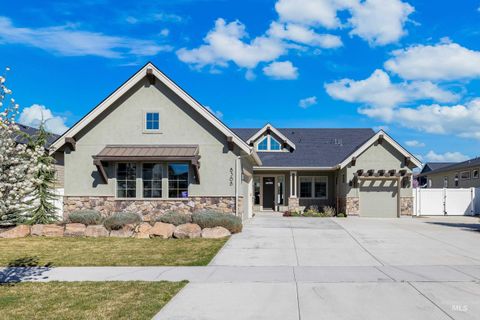 Photo of 8368 W Sparks Lake Dr, Boise, ID 83714 (MLS # 98979770)