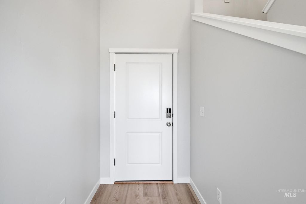 Photo of 10784 Rutland St, Caldwell, ID 83605 (MLS # 98979918)