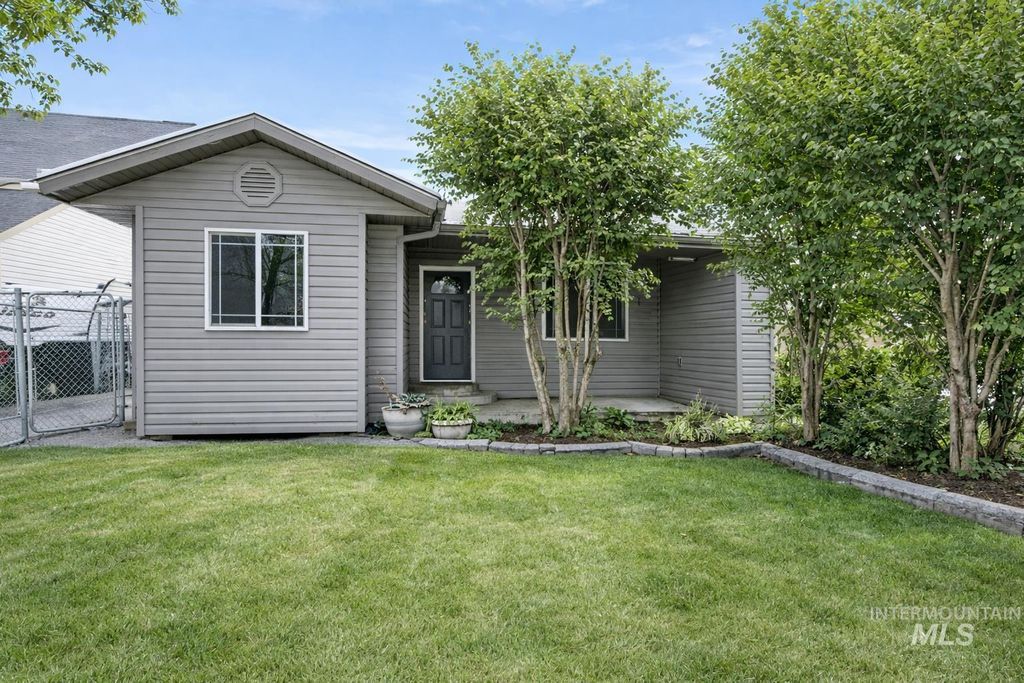 Photo of 1309 Lauren Lane, Filer, ID 83328 (MLS # 98970210)