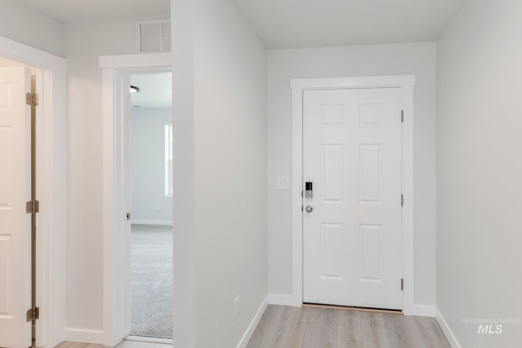 Photo of 7119 E Shields Dr, Nampa, ID 83687 (MLS # 98974813)