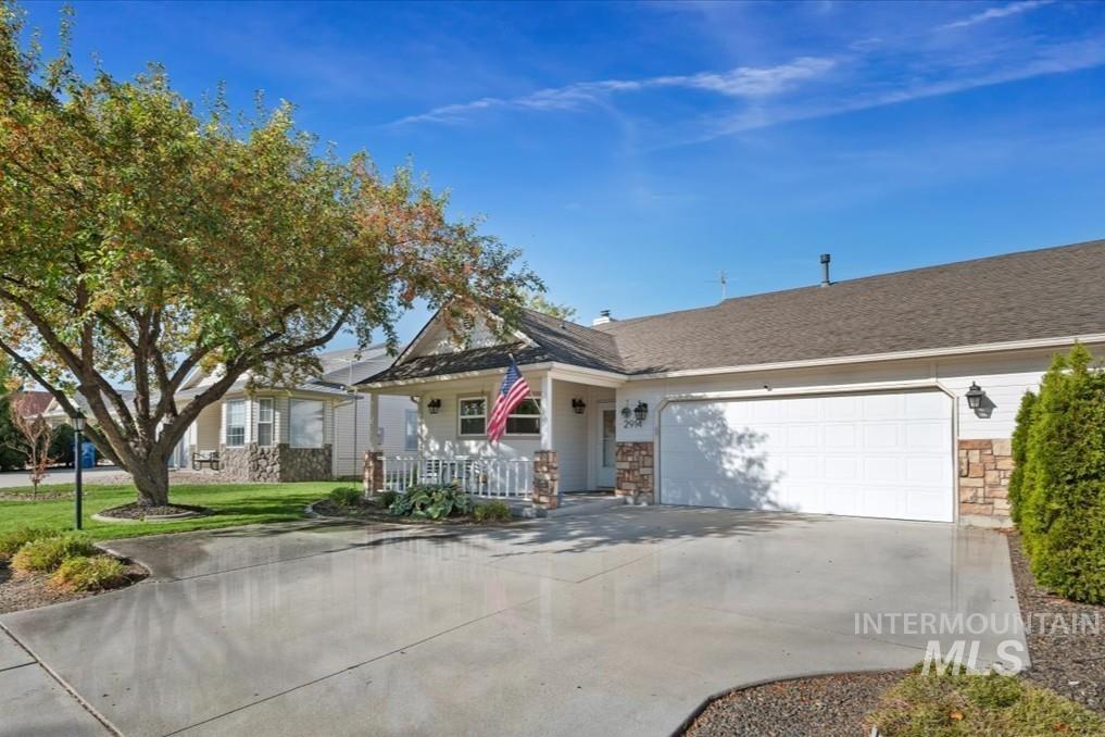 Photo of 2914 Airport Ave, Caldwell, ID 83605 (MLS # 99001674)