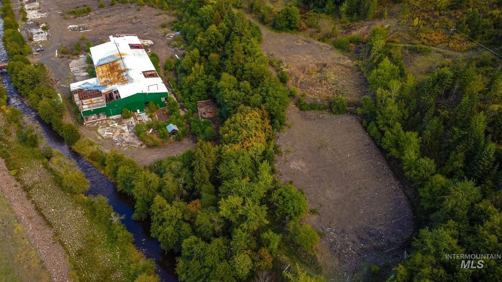 Photo of 84 Grangemont Rd, Orofino, ID 83544 (MLS # 98963937)