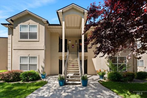 1925 E Wilson Ln Meridian ID 83642