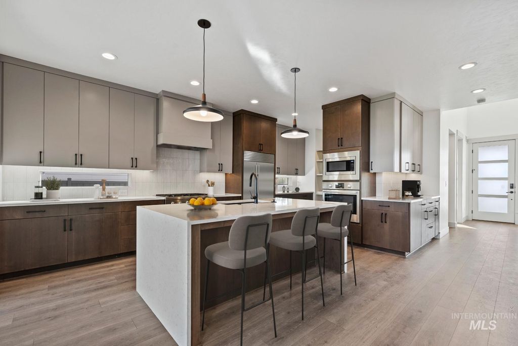 Photo of 8537 W Happy Day Dr #Alpine, Meridian, ID 83646 (MLS # 98971028)