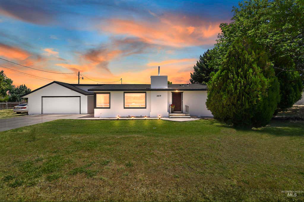 Photo of 3819 S Montana AVE, Caldwell, ID 83605 (MLS # 98990489)