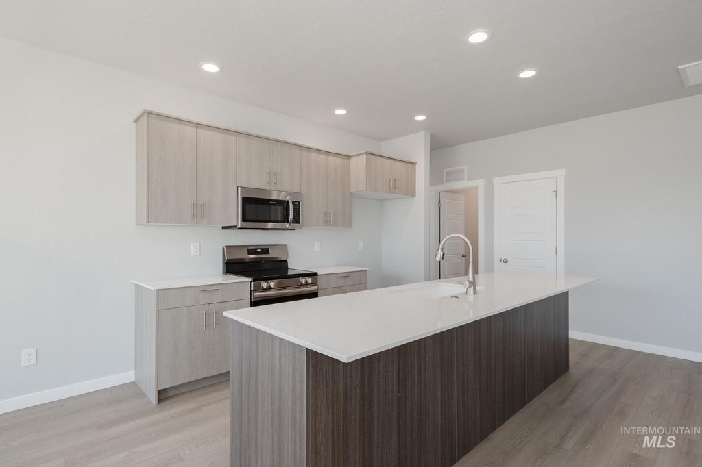 Photo of 1544 Long Pond St, Middleton, ID 83644 (MLS # 98966398)