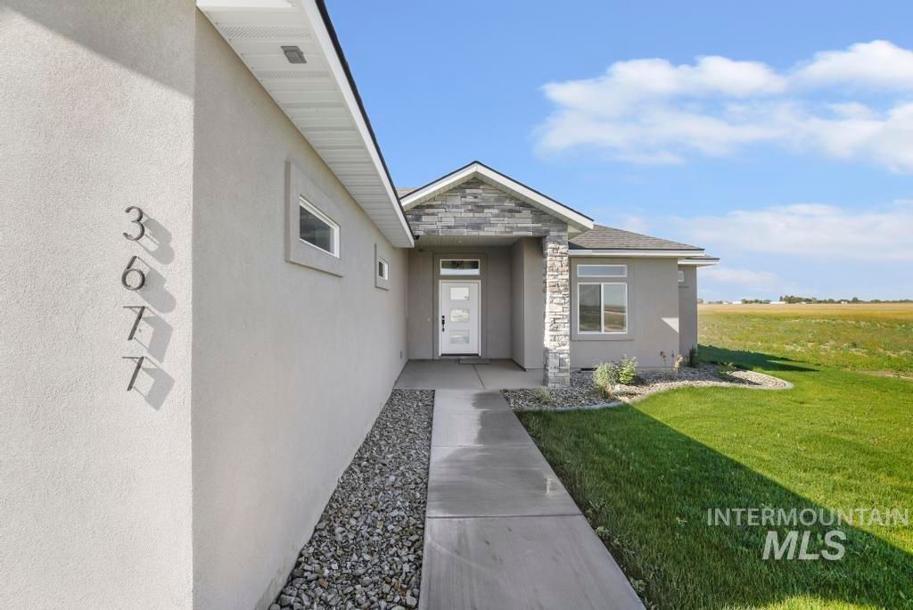 Photo of 3677 3735 N, Kimberly, ID 83341 (MLS # 98987511)