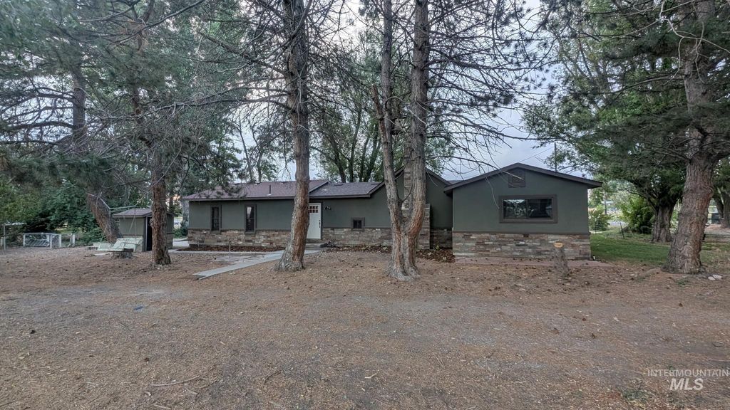 Photo of 169 200 N, Jerome, ID 83338 (MLS # 98977570)