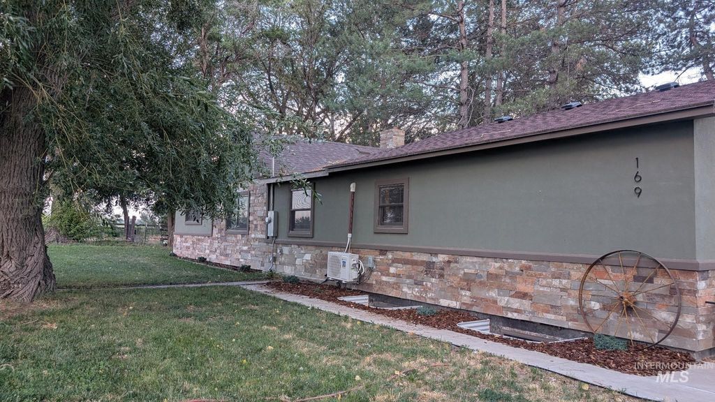 Photo of 169 200 N, Jerome, ID 83338 (MLS # 98977570)