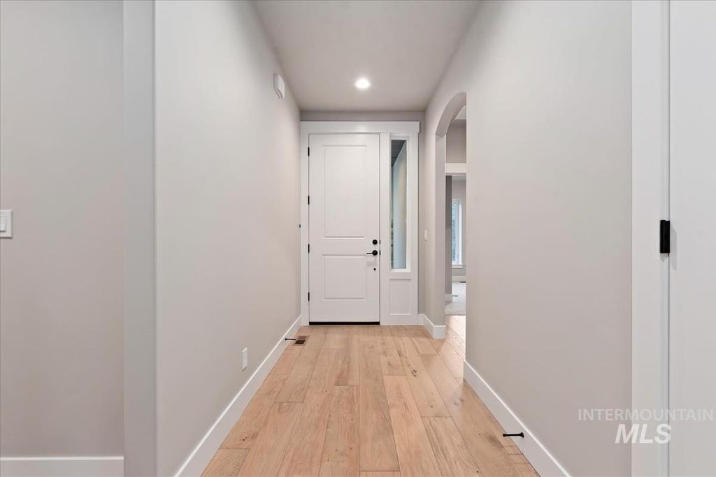 Photo of 6625 N Good Drive, Eagle, ID 83629 (MLS # 98970105)